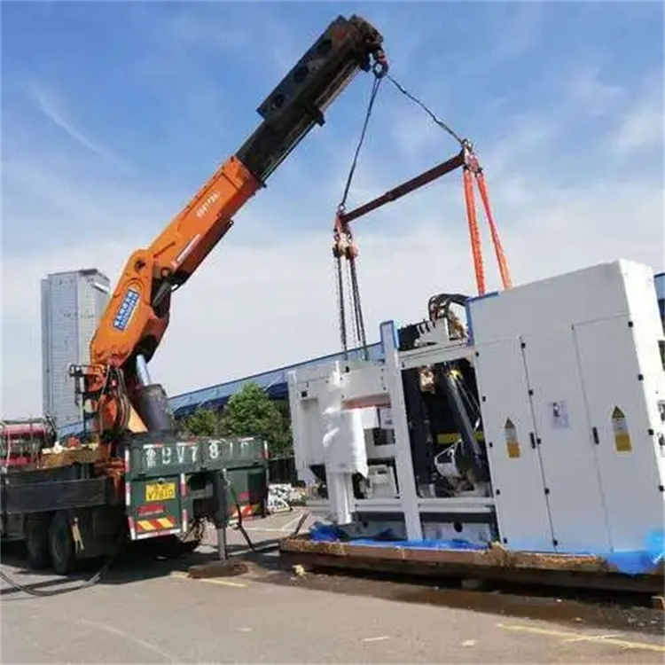 沛县附近小吊车联系方式|8-16吨|本地及时服务